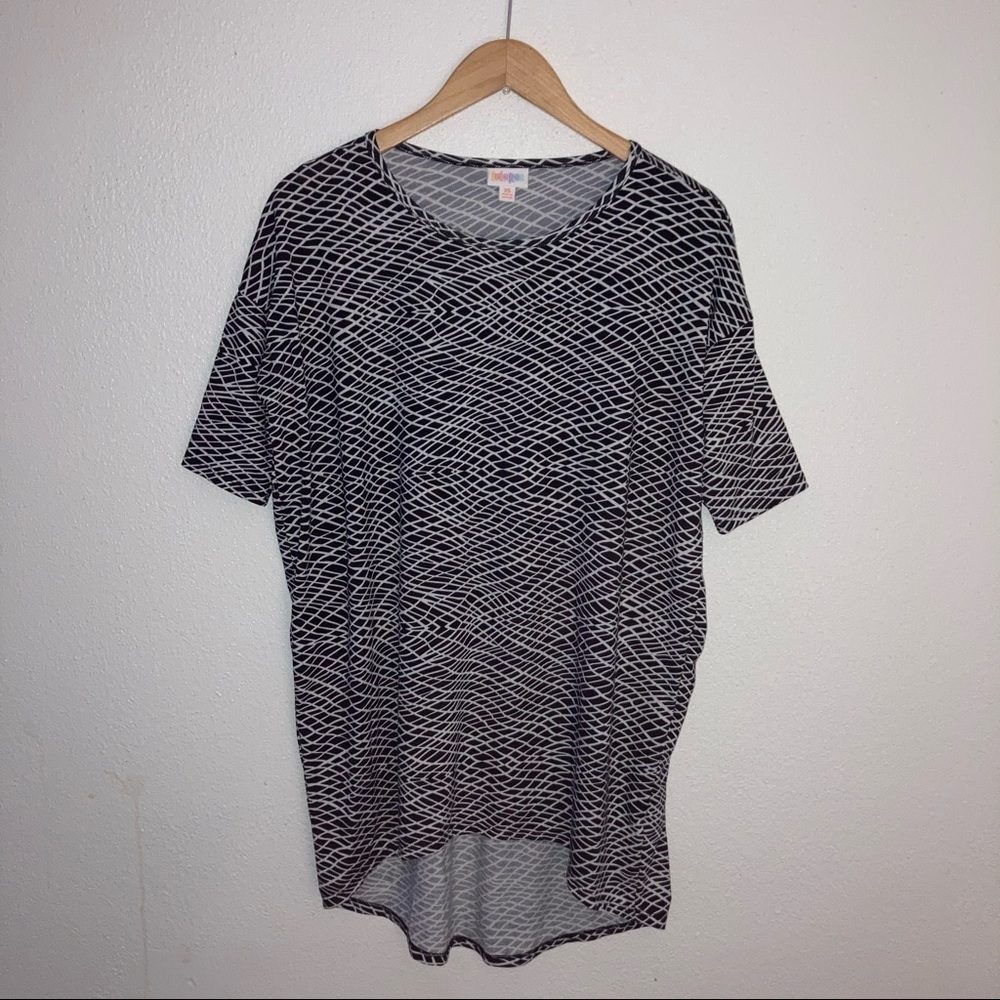 Lularoe Irma Top Black White XS